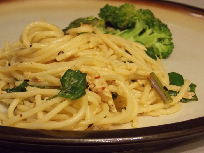 Local Plate Noodles & Broccoli